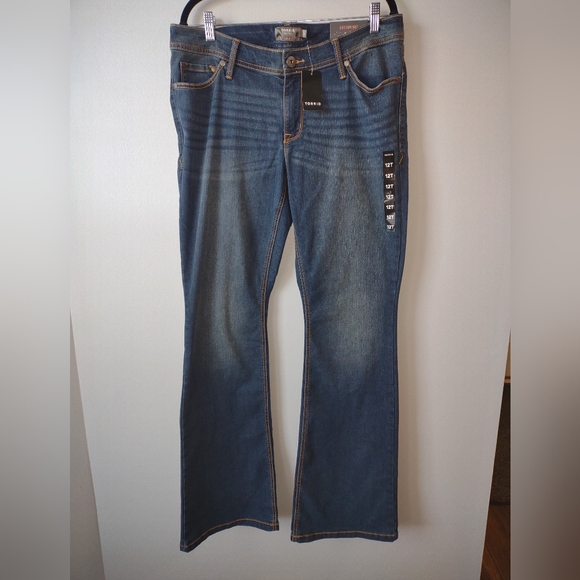 Torrid Luxe Slim Boot cut mid-rise slight flare jeans size 12 Tall rainstorm NWT - Picture 2 of 8